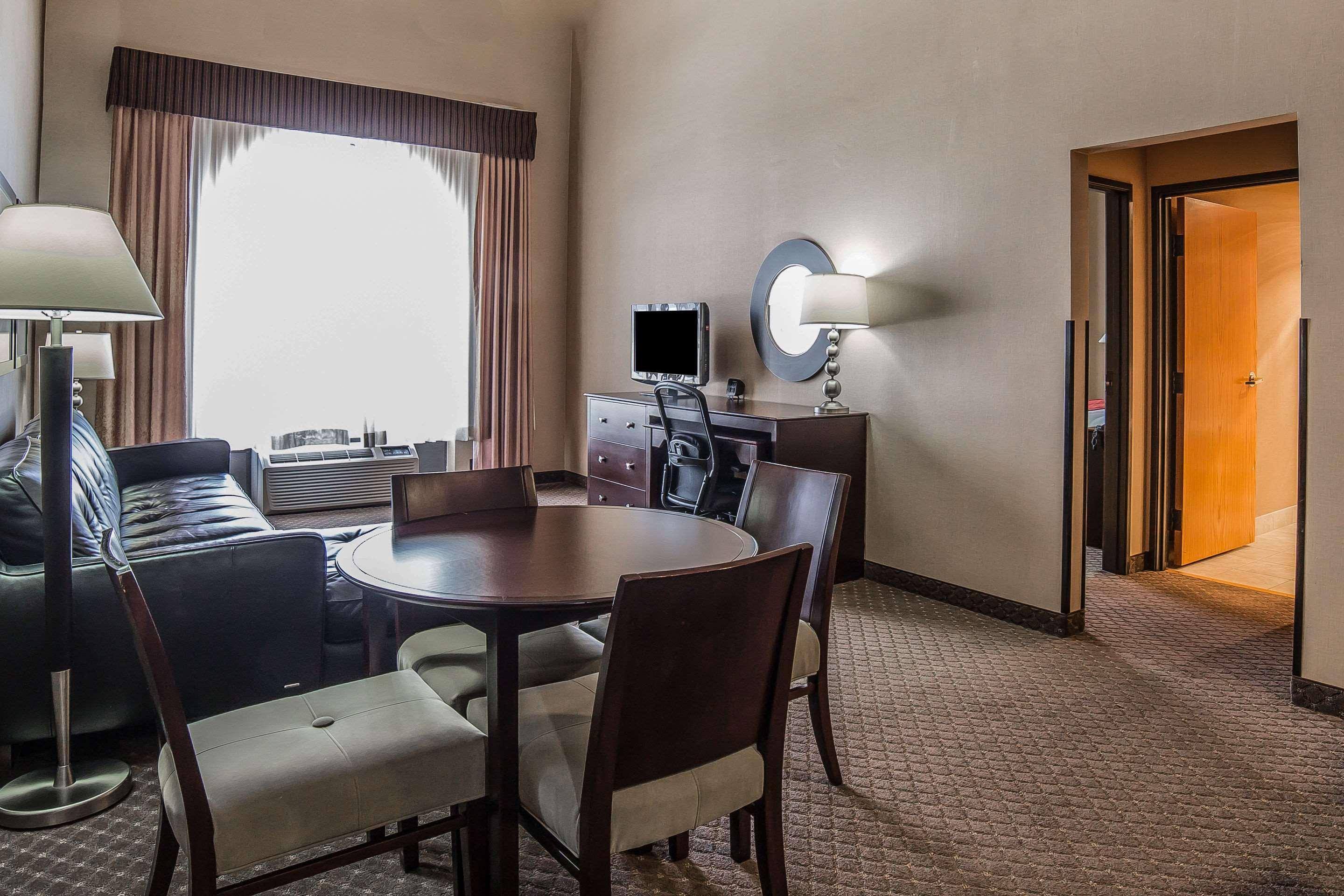 Comfort Suites Ogden Conference Center Esterno foto