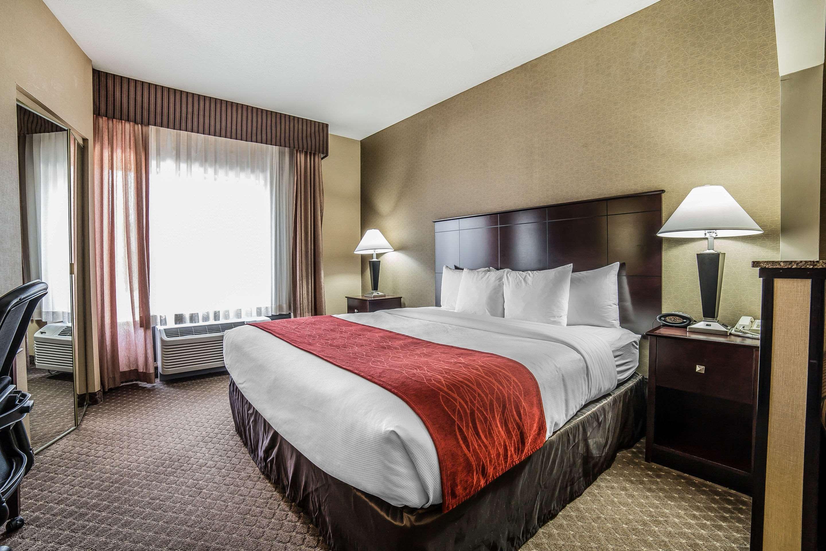 Comfort Suites Ogden Conference Center Esterno foto